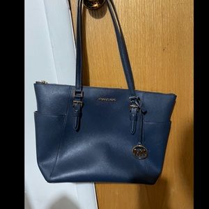 Michael Kors Ciara Tote